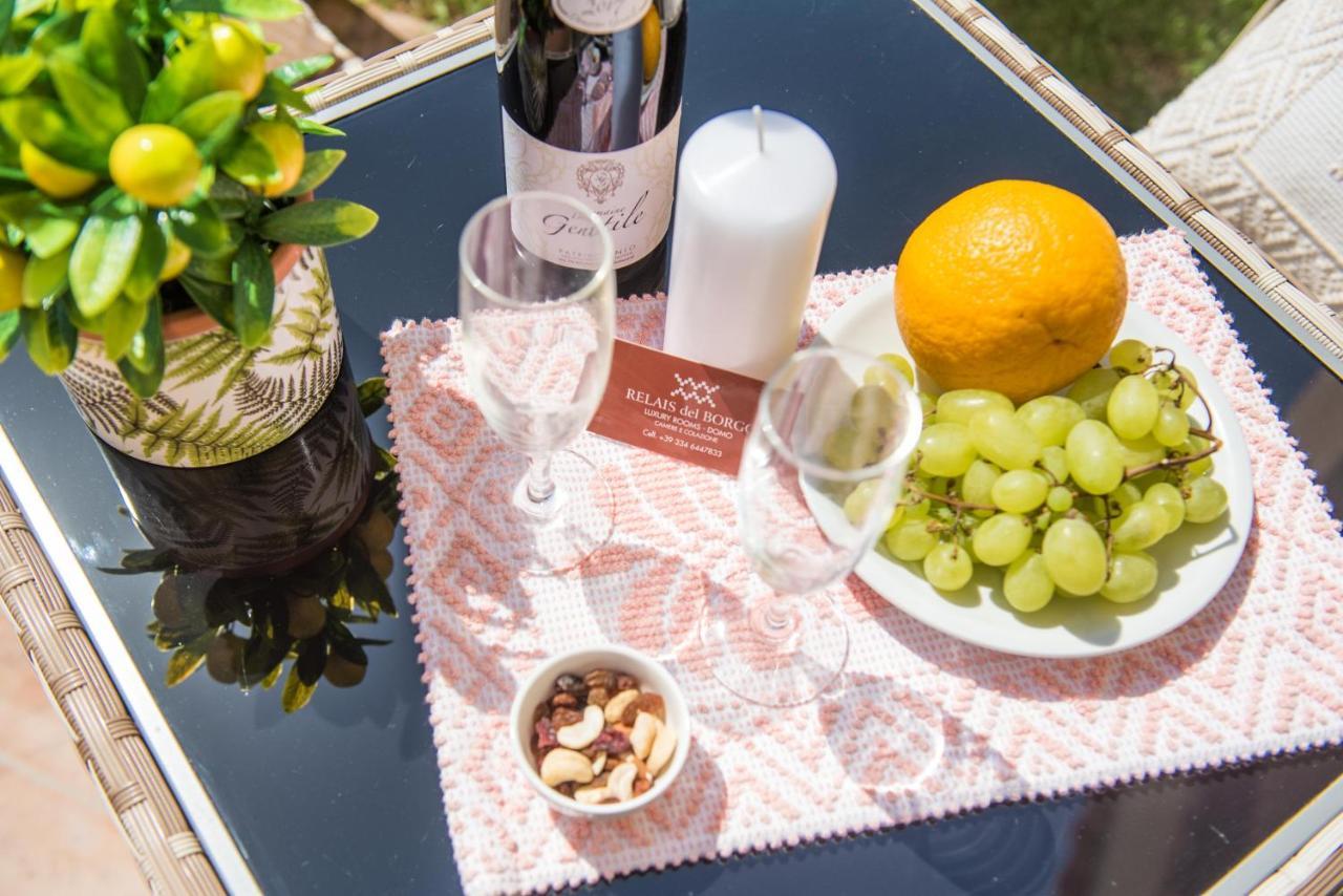 ホテル Relais Del Borgo- Domo ポルト・サン・パーオロ エクステリア 写真